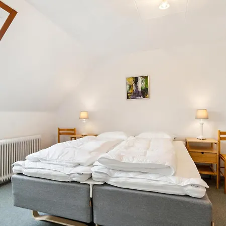 2 Bedroom Awesome Apartment In Ronne Exterior photo