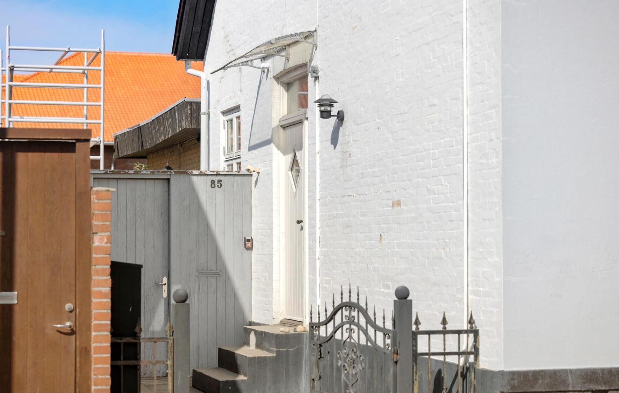 2 Bedroom Awesome In Ronne
